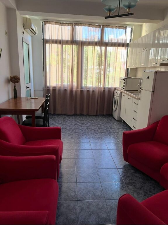 Rent | Garsoniere | Rruga Myslym Shyri | 400 €/month