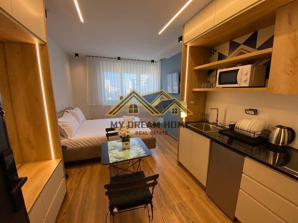 APART-HOTEL IN VENDITA SULLA SPIAGGIA RROTA E KUQE, DURRES