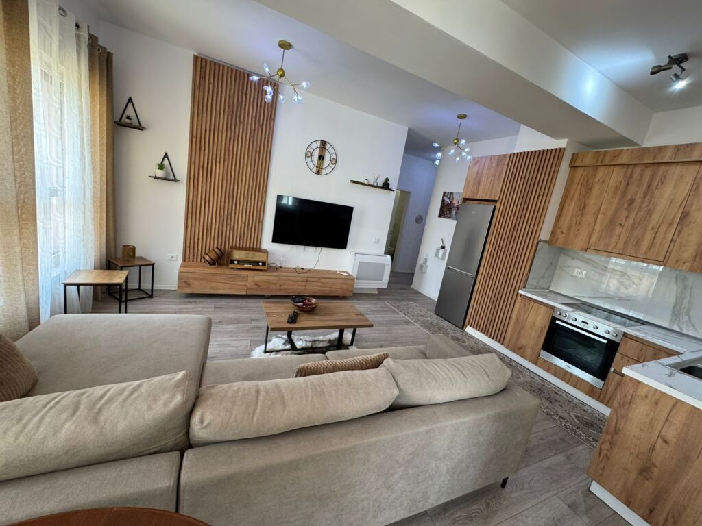 Apartament me qera tek Tregu Elektrik