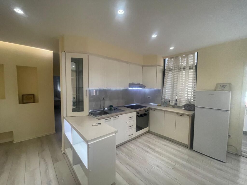 Myslym Shyri, 2+1 apartment for rent.