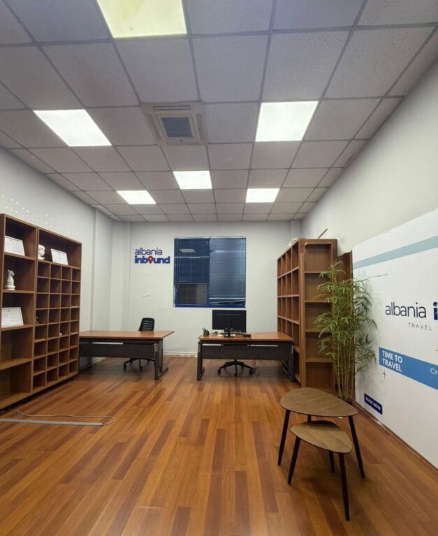 Rent | Ambjent Biznesi | Sheshi Willson | 580 €/month