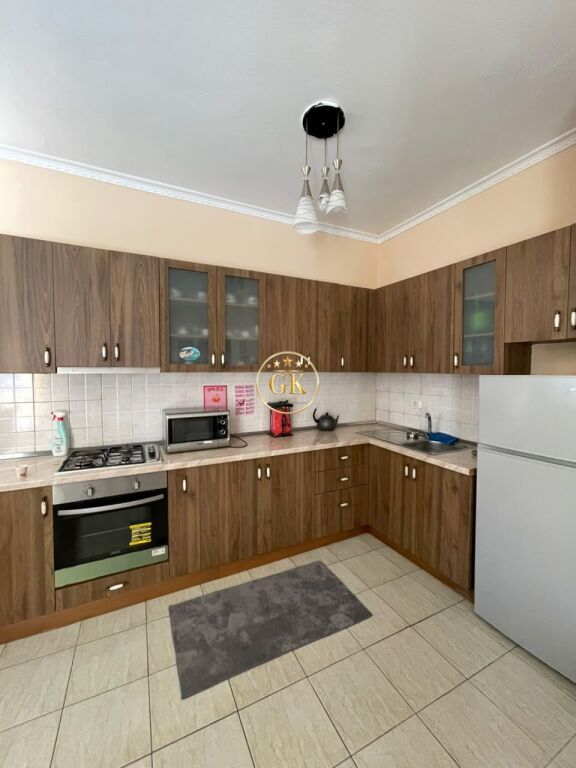 🏡 APPARTAMENTO IN AFFITTO – KAZAZI, DURRES