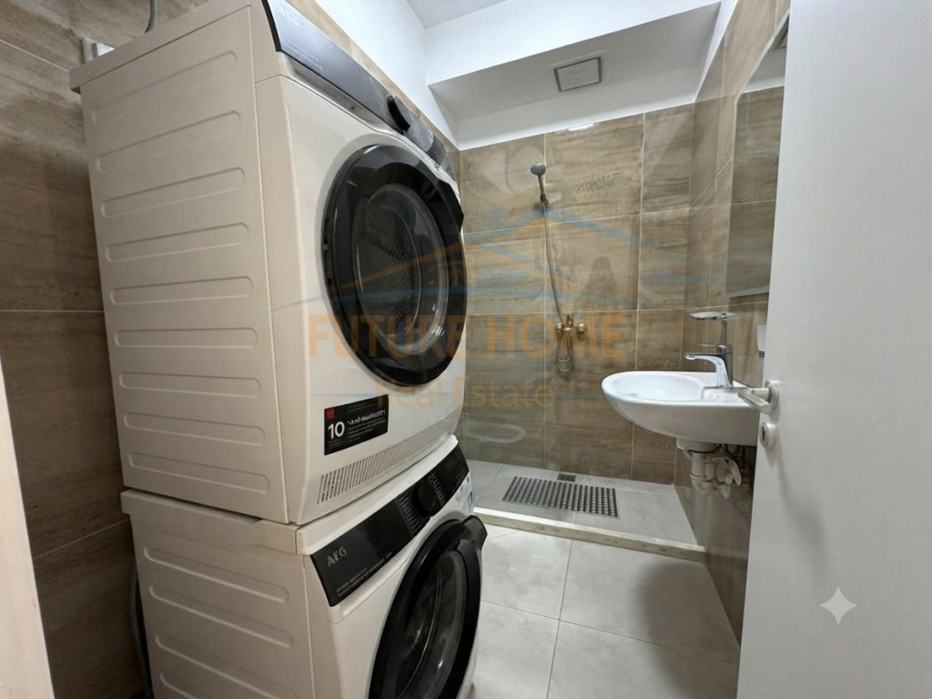 Affitto, Appartamento 3+1+Posto Auto, Via Kavaja, Garden Building, Tirana