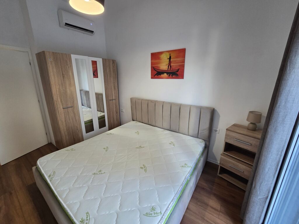 Appartamento 2+1+Balcone In Affitto Nel Complesso Residenziale | Vicino a Kodra e Diellit 1