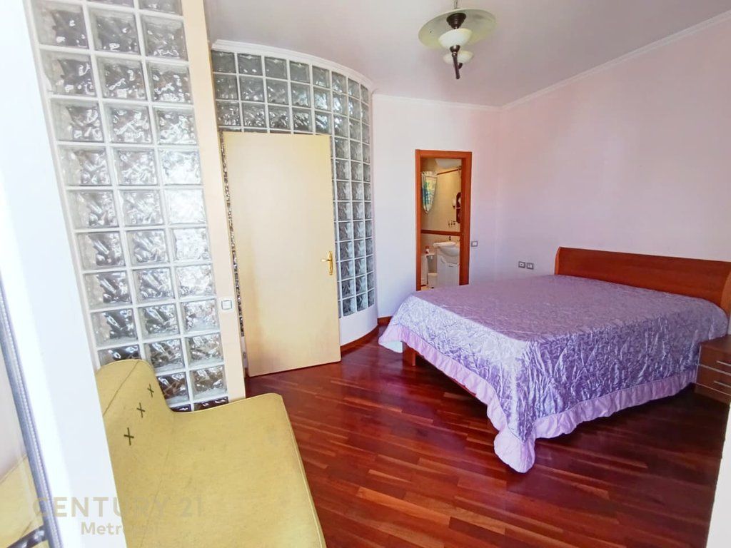 DUPLEX 3+1+3 FOR RENT ON ELBASAN STREET TOGETHER WITH PARKING SPACE
