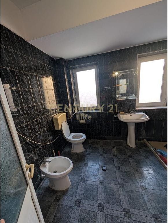 APPARTAMENTO 2+1 N📍ALI DEM! 650 € /Mese 60.000 Lek /Mese