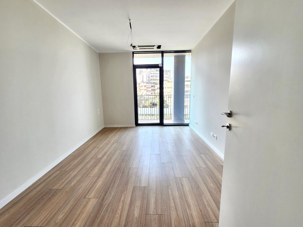 For Rent: 💻Premium Office 📍Lake View, Tirana Lake (128m²) – 3 Office Spaces, 2 Bathrooms, Terrace &amp; GARAGE 🚗 || Stunning Lake View | €1,500/Month