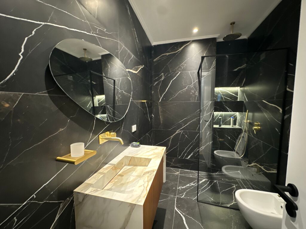 Qira 3+1+2+2Poste parkimi.Lake view Residences.