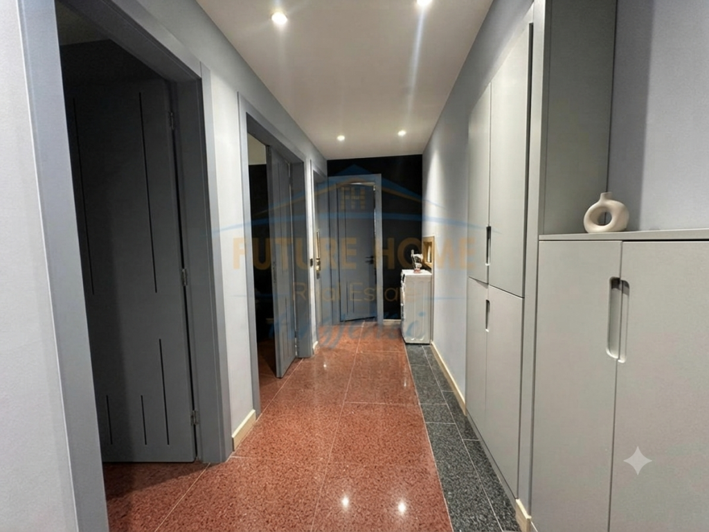 Shitet, Apartament 1+1, Shallvaret, Tiranë