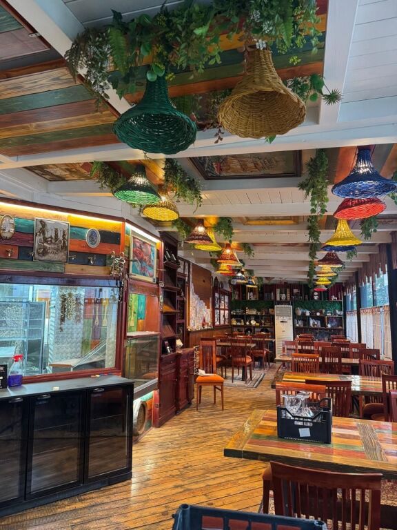 Business Premises-Restaurant- Bllok
