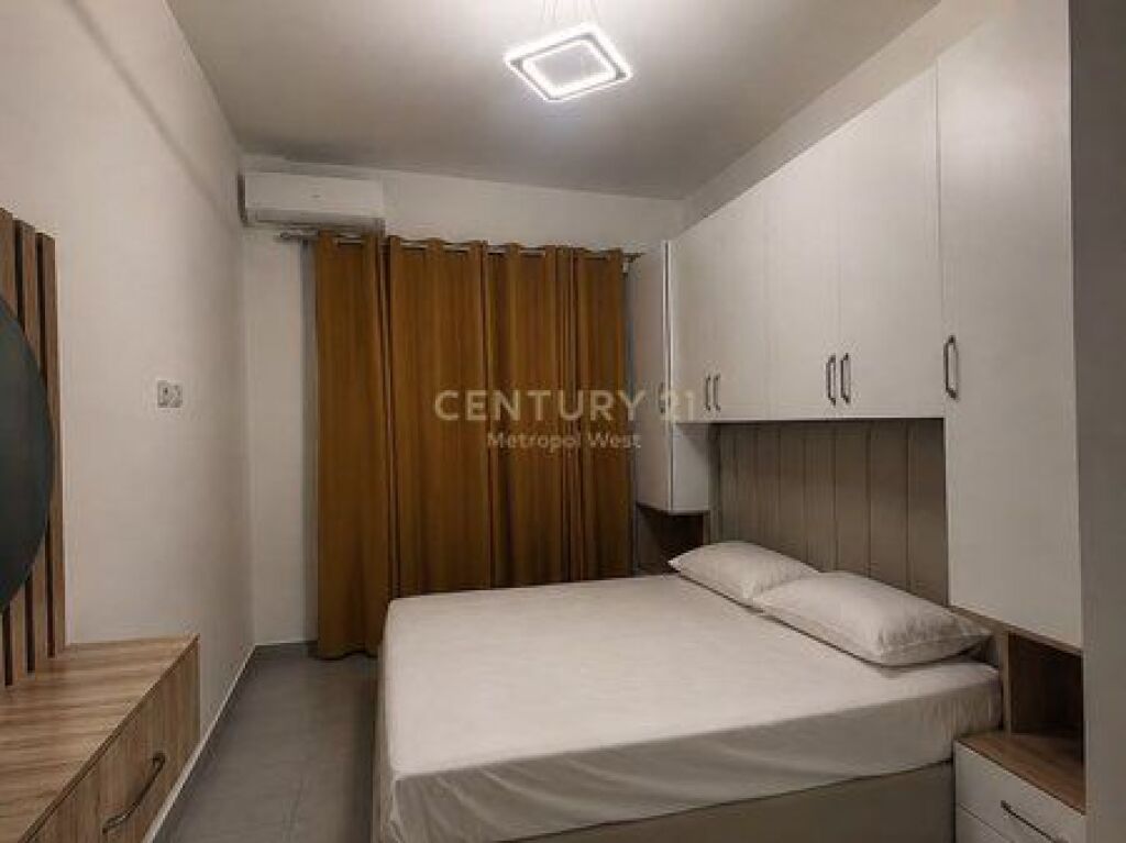 Per Qira - Apartament 1+1, Liqeni i Thatë