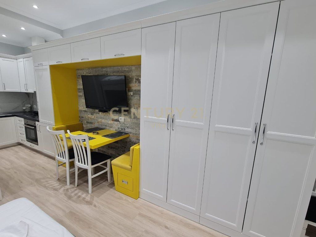 STUDIO APARTMENT FOR SALE LURA 3 GJIRI I LALZIT!