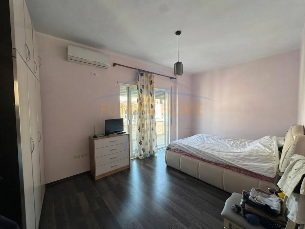 In vendita, Appartamento 2+1+Veranda, Fresku, Tirane.