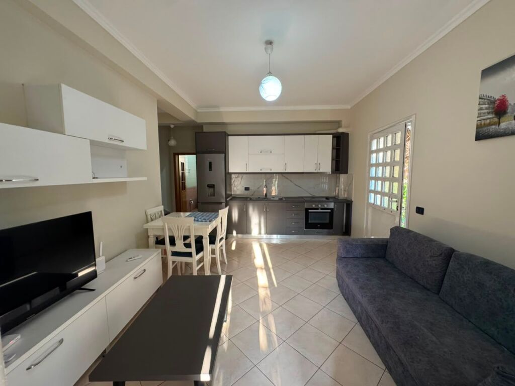 Selite, Japim me Qira Apartament 1+1