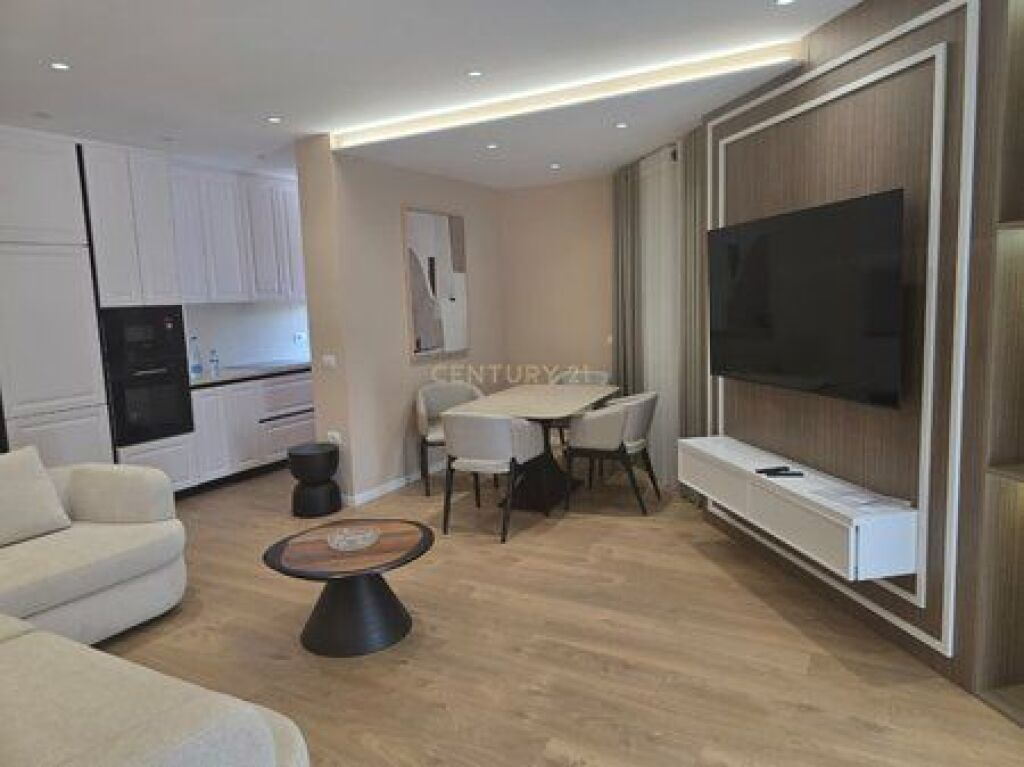 Jepet me qira apartament 2+1+2 + post parkimi në Rrugën e Durrësit – Lokacion strategjik pranë qendrës së Tiranës