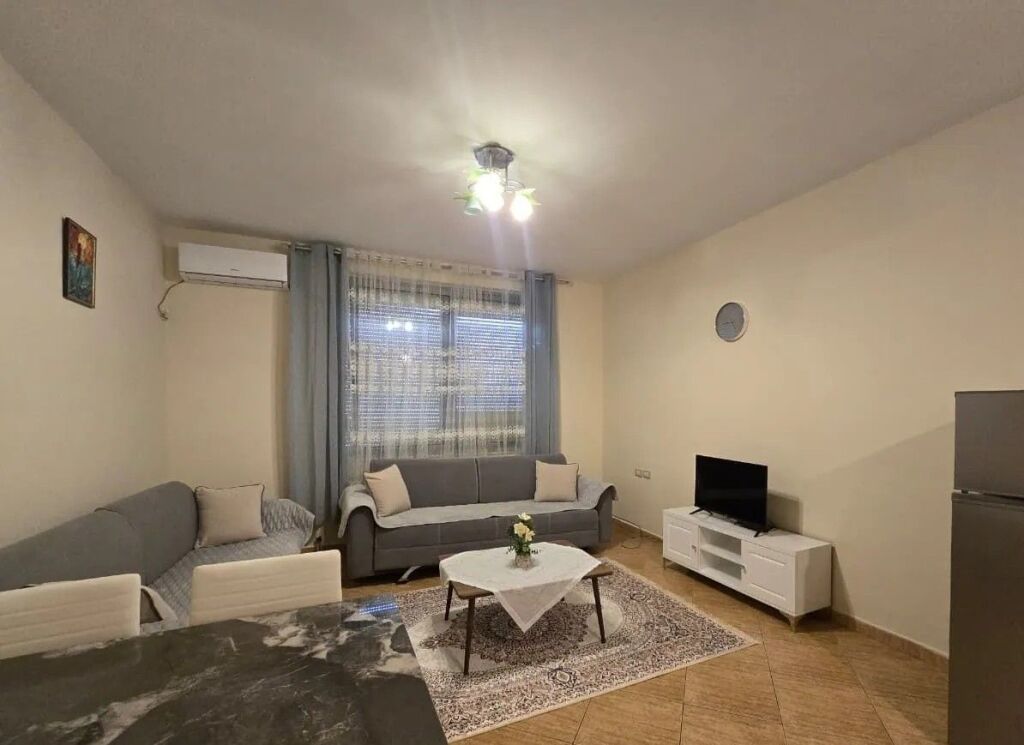 ✨Jepet me Qira Apartament 2+1+2 – Rruga e Kosovarëve ✨