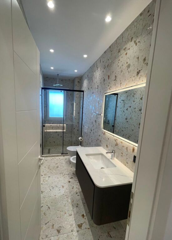 Super apartament me qera 1+1+parkim Porcelan