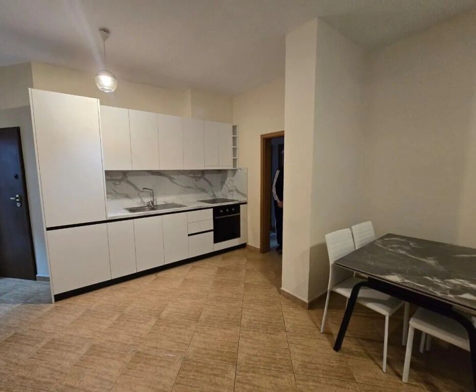 ✨Jepet me Qira Apartament 2+1+2 – Rruga e Kosovarëve ✨
