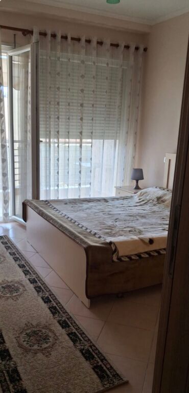 Apartament me qera 1+1 Ish Tregu Elektrik