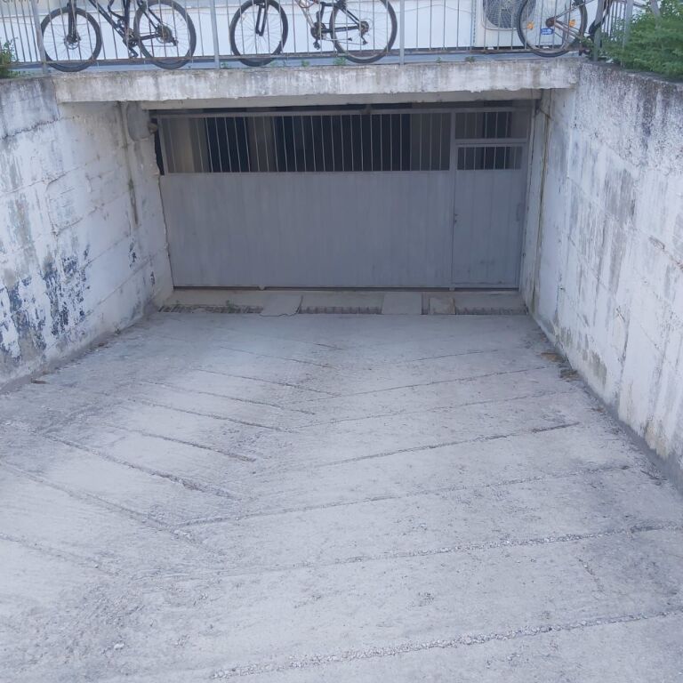 MAGAZZINO 240 M IN AFFITTO- ASTIR, TIRANA