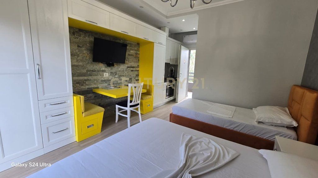 STUDIO APARTMENT FOR SALE LURA 3 GJIRI I LALZIT!