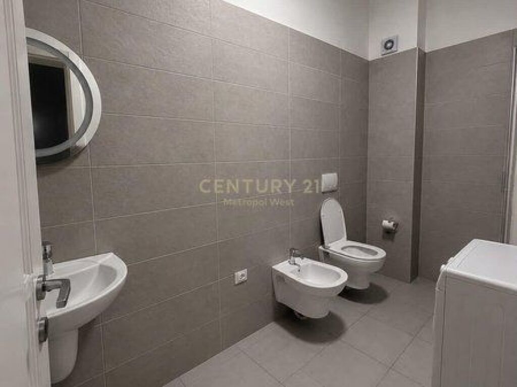 Per Qira - Apartament 1+1, Liqeni i Thatë