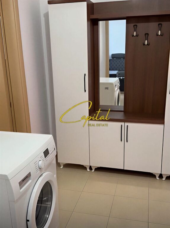 APARTAMENT ME QIRA 1+1 SHKOLLA E BASHKUAR 40.000 LEKE