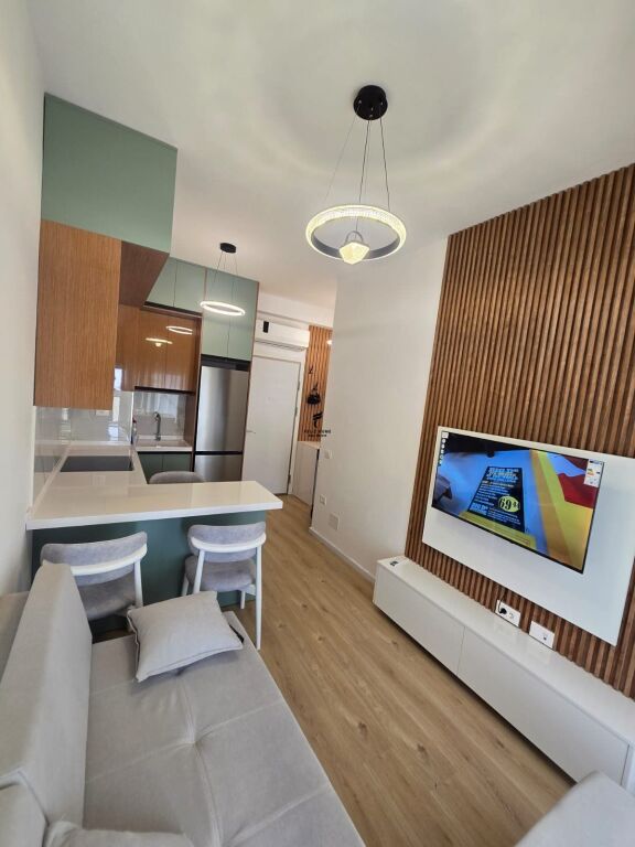 APARTAMENT ME QERA 1+1 ALI DEMI 40.000 LEKE FH-85834