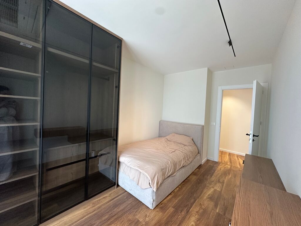 Qira 3+1+2+2Poste parkimi.Lake view Residences.