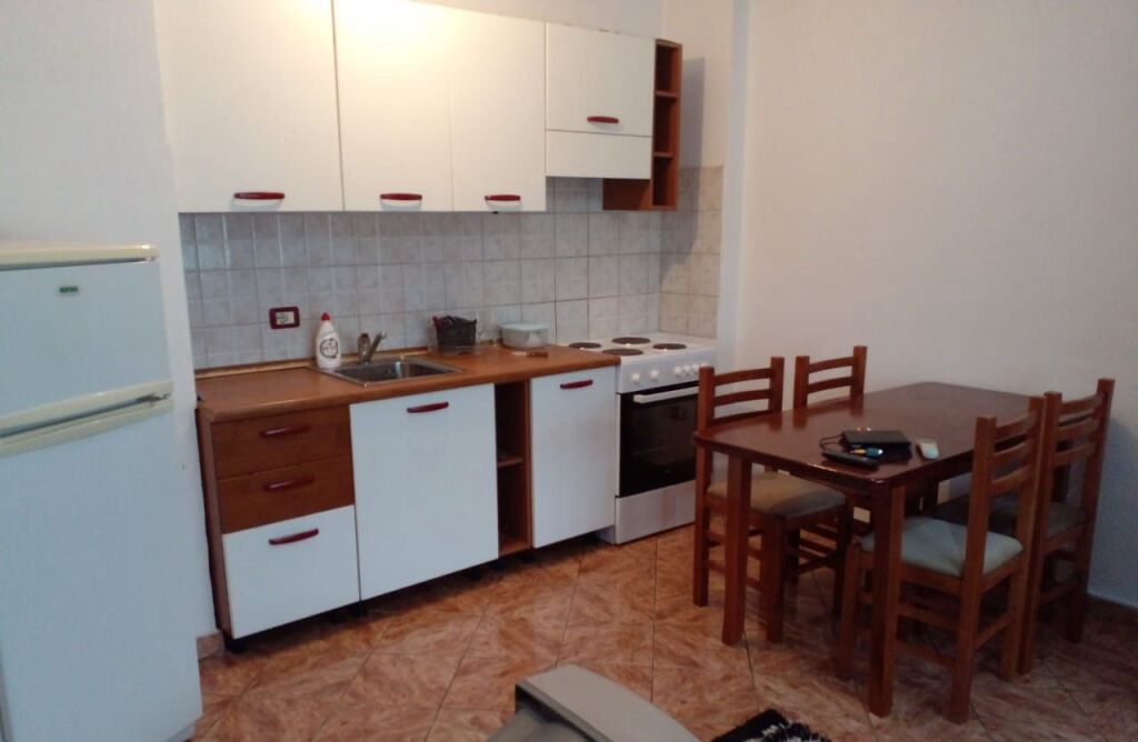 Rent | Apartament 1 + 1 | QSUT | 400 €/month