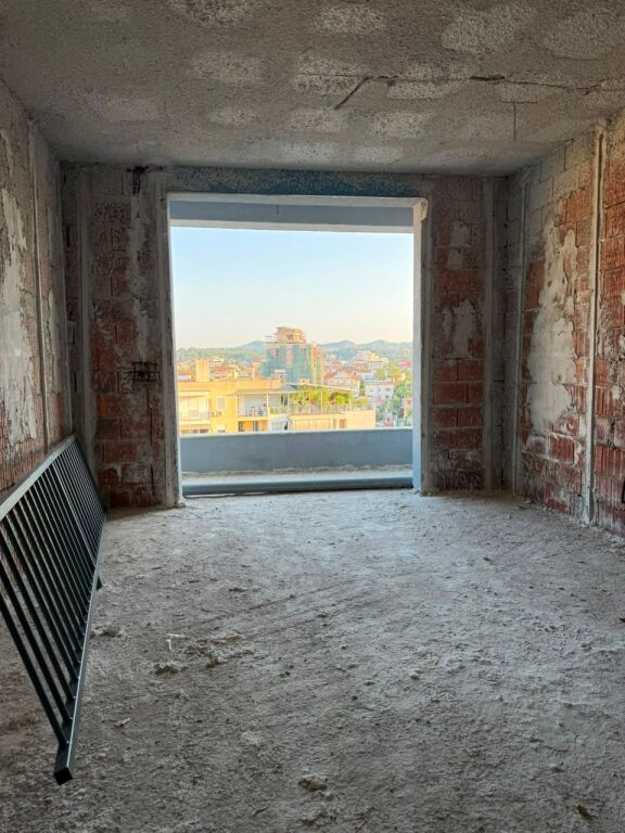 📌 Apartment 2+1+2 for sale in Ali Demi