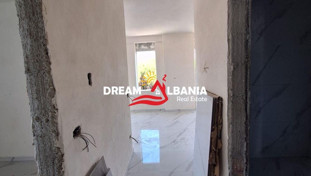 Appartamento 1+1 in Vendita a Mali Robit, Golem (41111591)