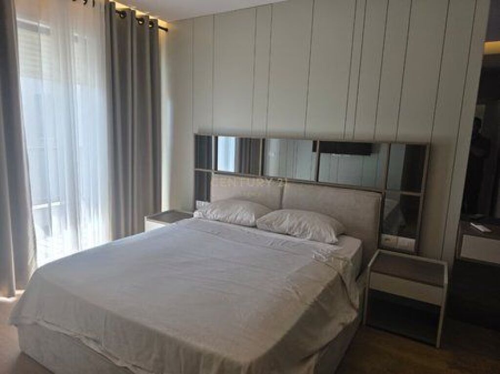 Jepet me qira apartament 2+1+2 + post parkimi në Rrugën e Durrësit – Lokacion strategjik pranë qendrës së Tiranës
