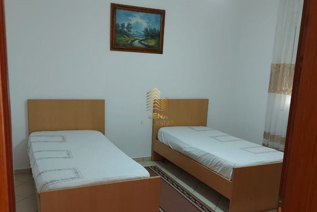 Affitto, Ingresso privato 2+1, Stazione ferroviaria, 50.000 Lek/Mese