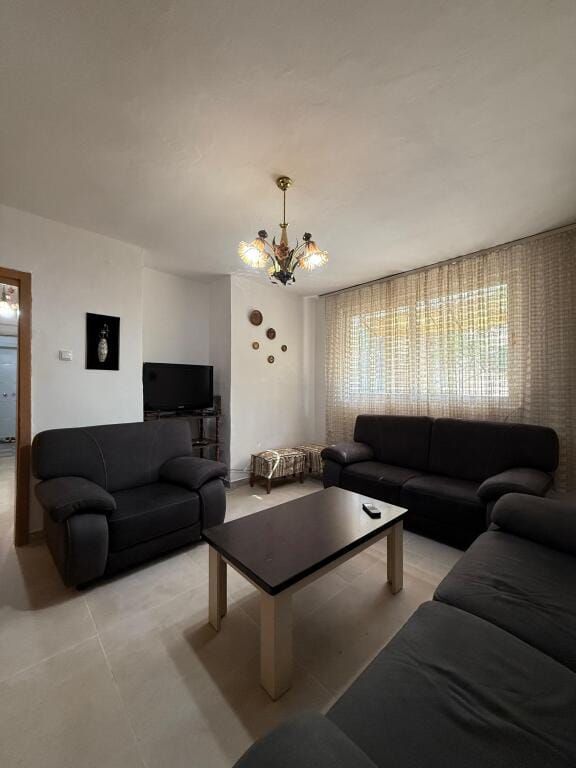 Appartamento 2+1 in affitto   Zona del 21 Dhjetori,