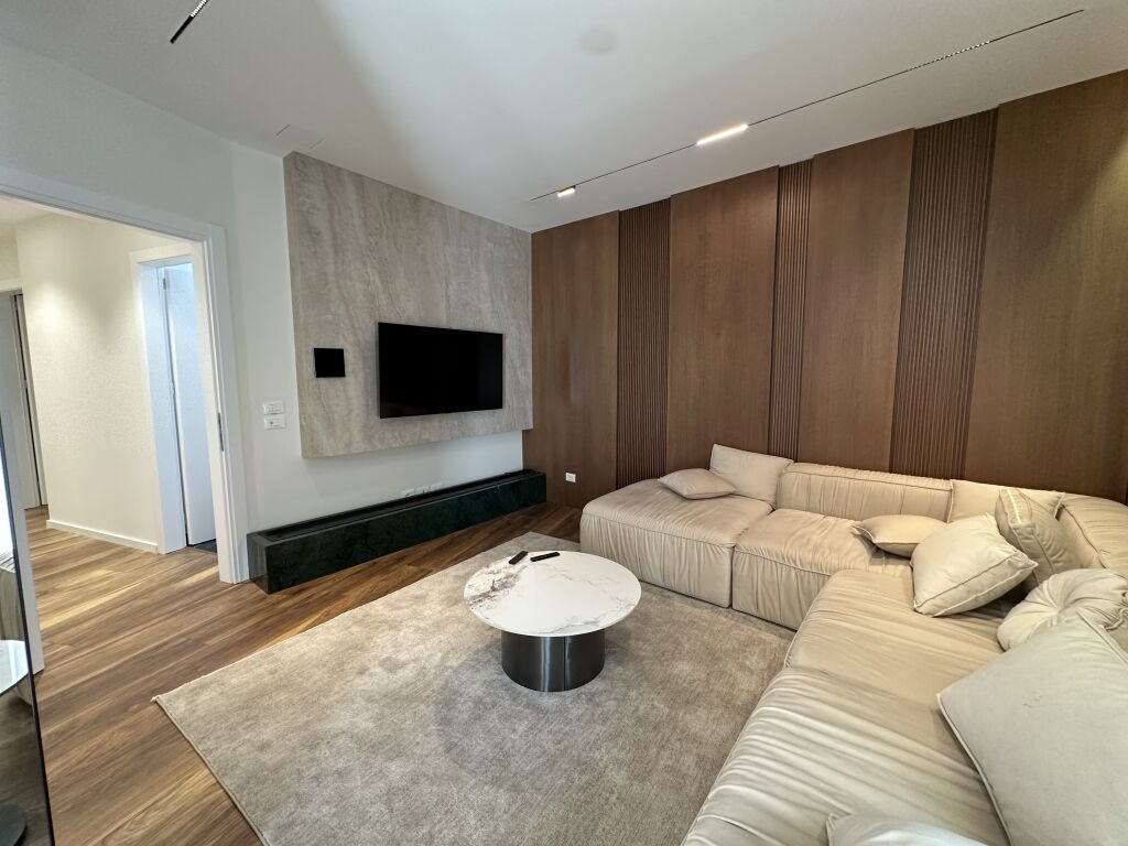 Qira 3+1+2+2Poste parkimi.Lake view Residences.
