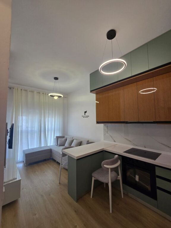 APARTAMENT ME QERA 1+1 ALI DEMI 40.000 LEKE FH-85834