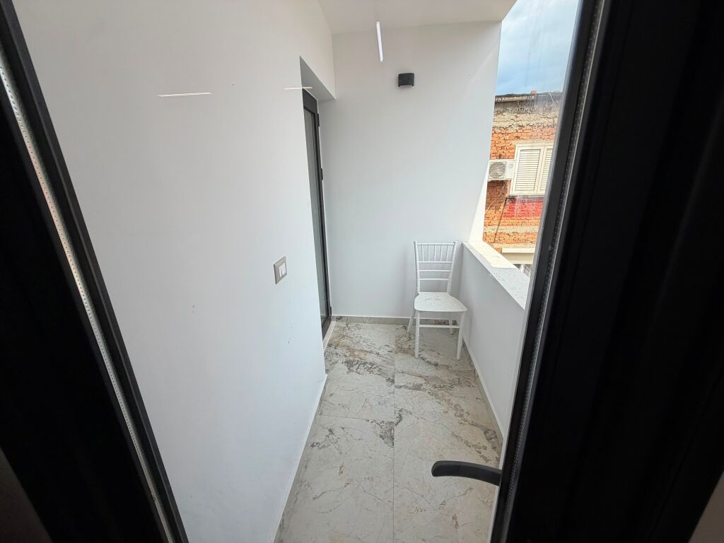 🏡 Apartment 1+1 for sale 📍 Asim Vokshi Street, opposite SPAK, inside the Small Ring, Tirana ✨