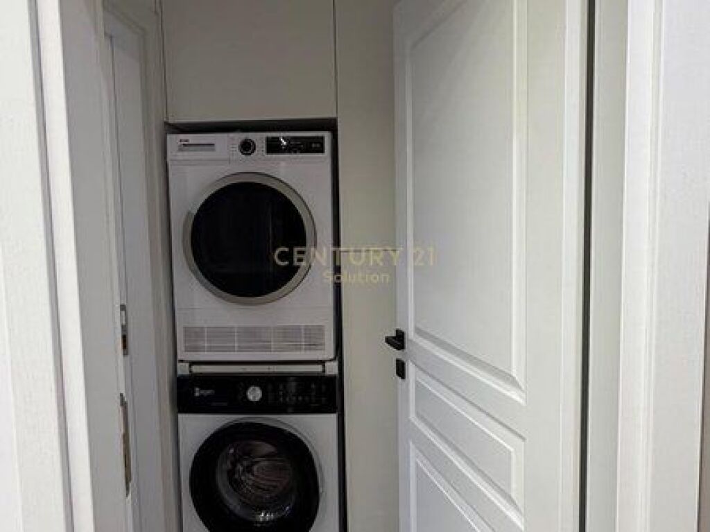 APARTAMENT 2+1+2 + PARKING PER QIRA !