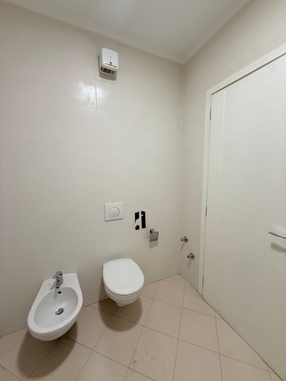 🏢 Office Space for Rent at Delijorgji Complex!