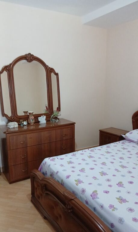 Affitto | Shtëpi private 2 + 1 | Laprakë | 500 €/mese