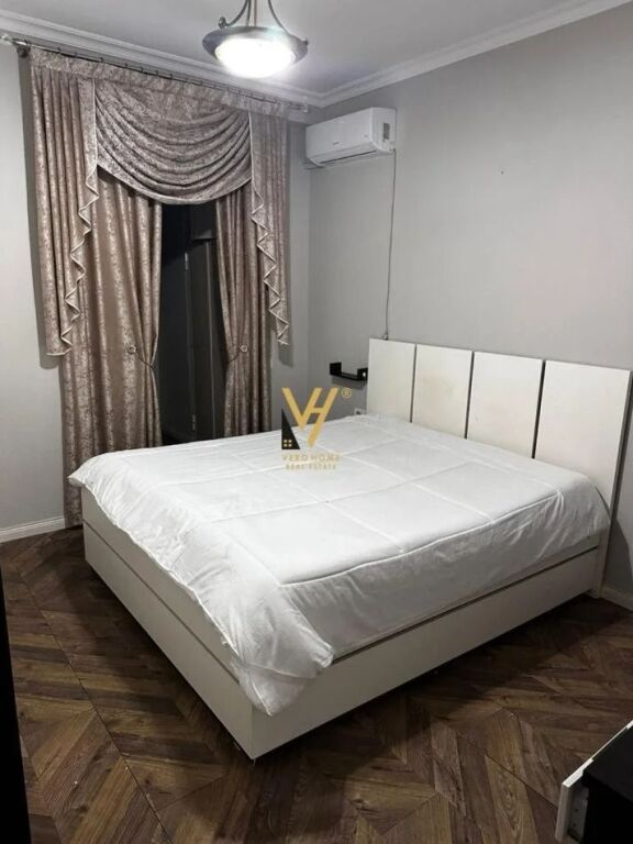 JEPET APARTAMENT 3+1+2+BLK ME QERA TE BLLOKU I VILAVE SELITE 900 EURO