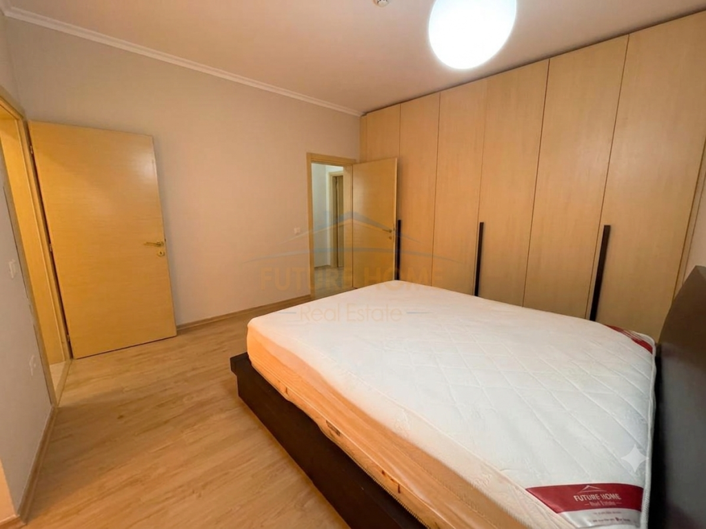 Affitto, Appartamento 2+1, Comune di Parigi, Tirana
