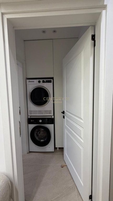 APARTAMENT 2+1+2+🅿️arking 📍PRANE KLANIT ! 860 € /Muaj 80,000 Lekë /Muaj