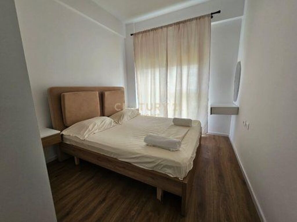 JAPIM ME QERA APARTAMENT TEK OXA RESIDENCE