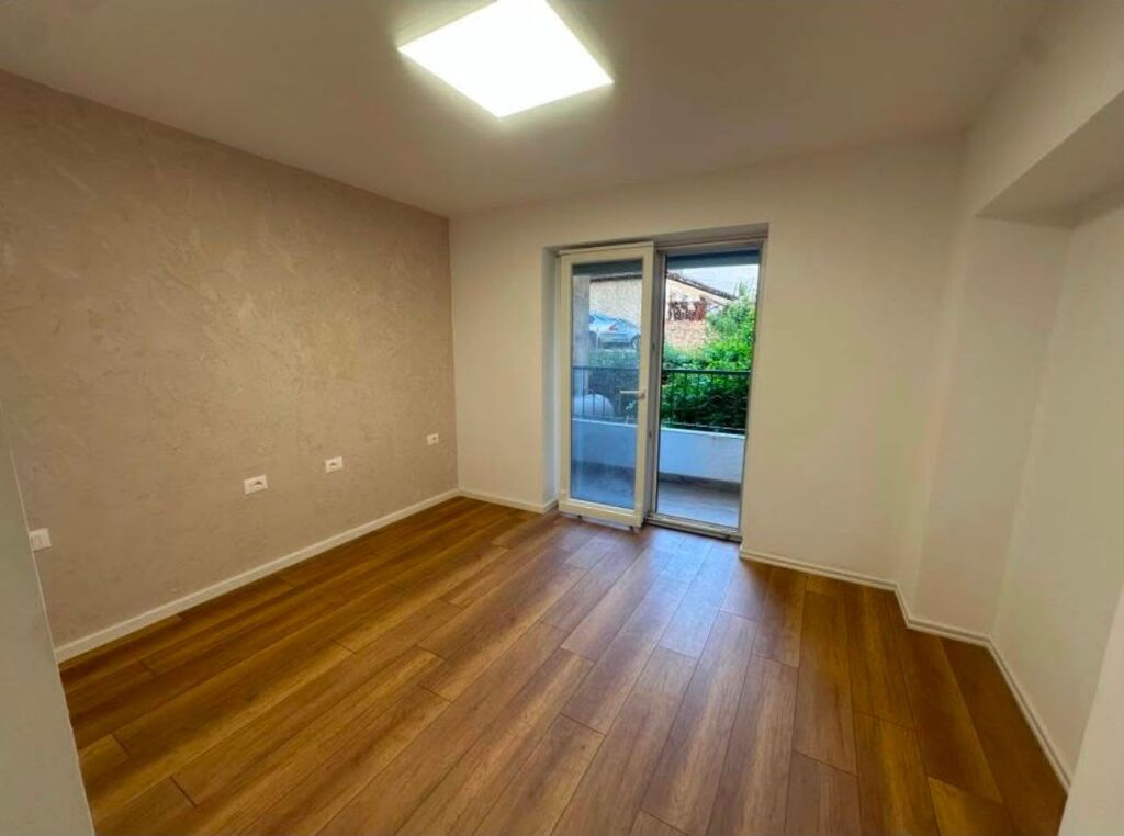 🏢 LOCALE UFFICIO IN AFFITTO – BRRYL, TIRANA