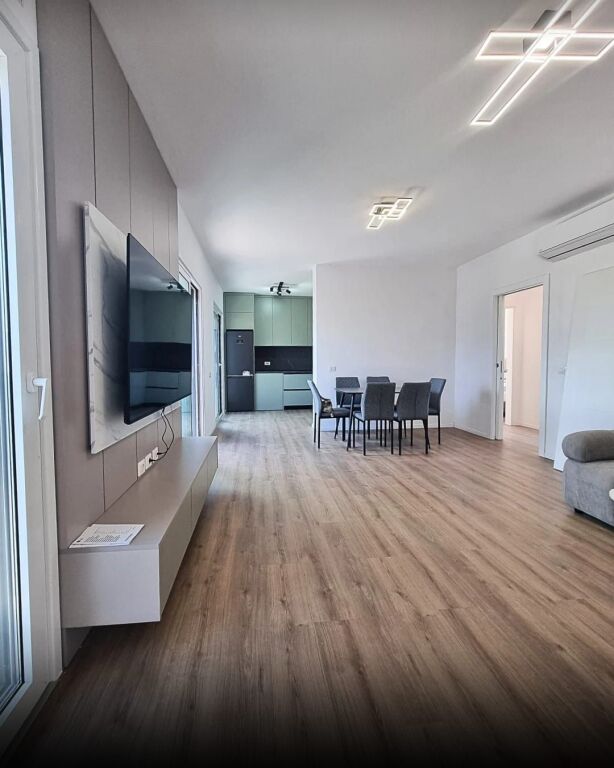PREZZO RIBASSATO 🏡✨ SUPER APPARTAMENTO CON VISTA FANTASTICA A TIRANA! ✨🏡