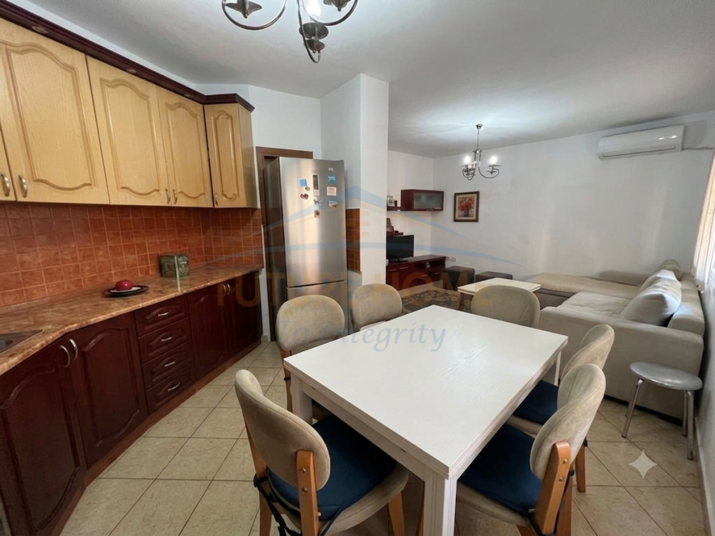 Qera, Apartament 2+1, Shkolla e Baletit, Tiranë.