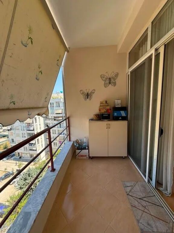 QERA APARTAMENT 1+1+Parkim Bulevardi Kasharit