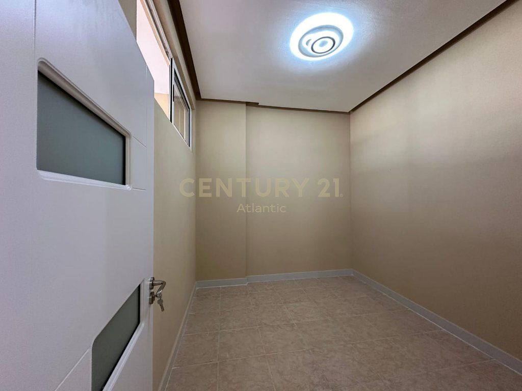 Apartment 3+1 For Sale at Beach, Railway, Durres - 130000€ | 100 m²